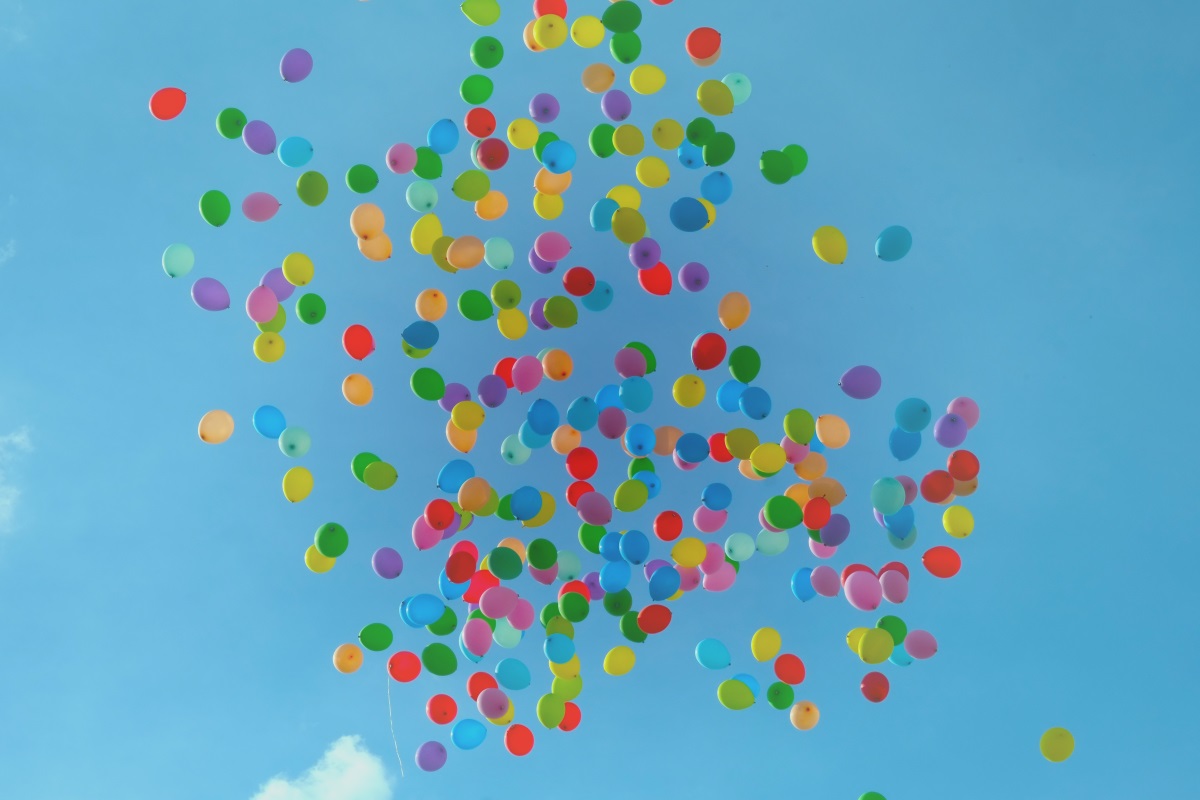 Fotos von Luftballons im Himmel für ein Weblog